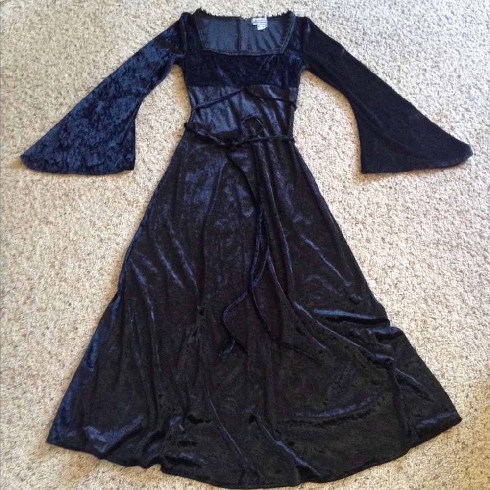 ISO 90s gothic dresses
